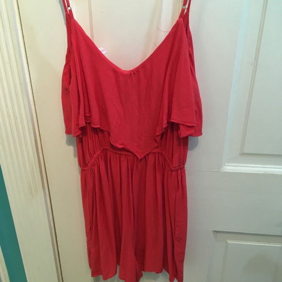 Pink romper - Picture 3 of 3